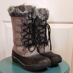 Tamarac Women's Black & Gray Winter Snow Boots with Fur Trim Size 6